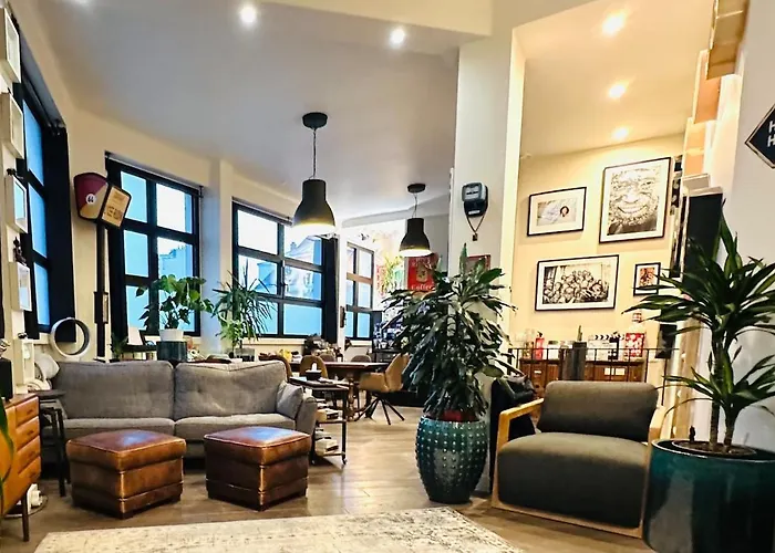 Perfect Home To Discover Paris In Peace With Love